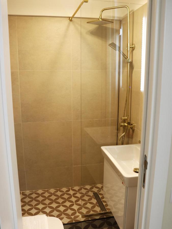 Mina City Center Apartment Amzei Bucarest Exterior foto